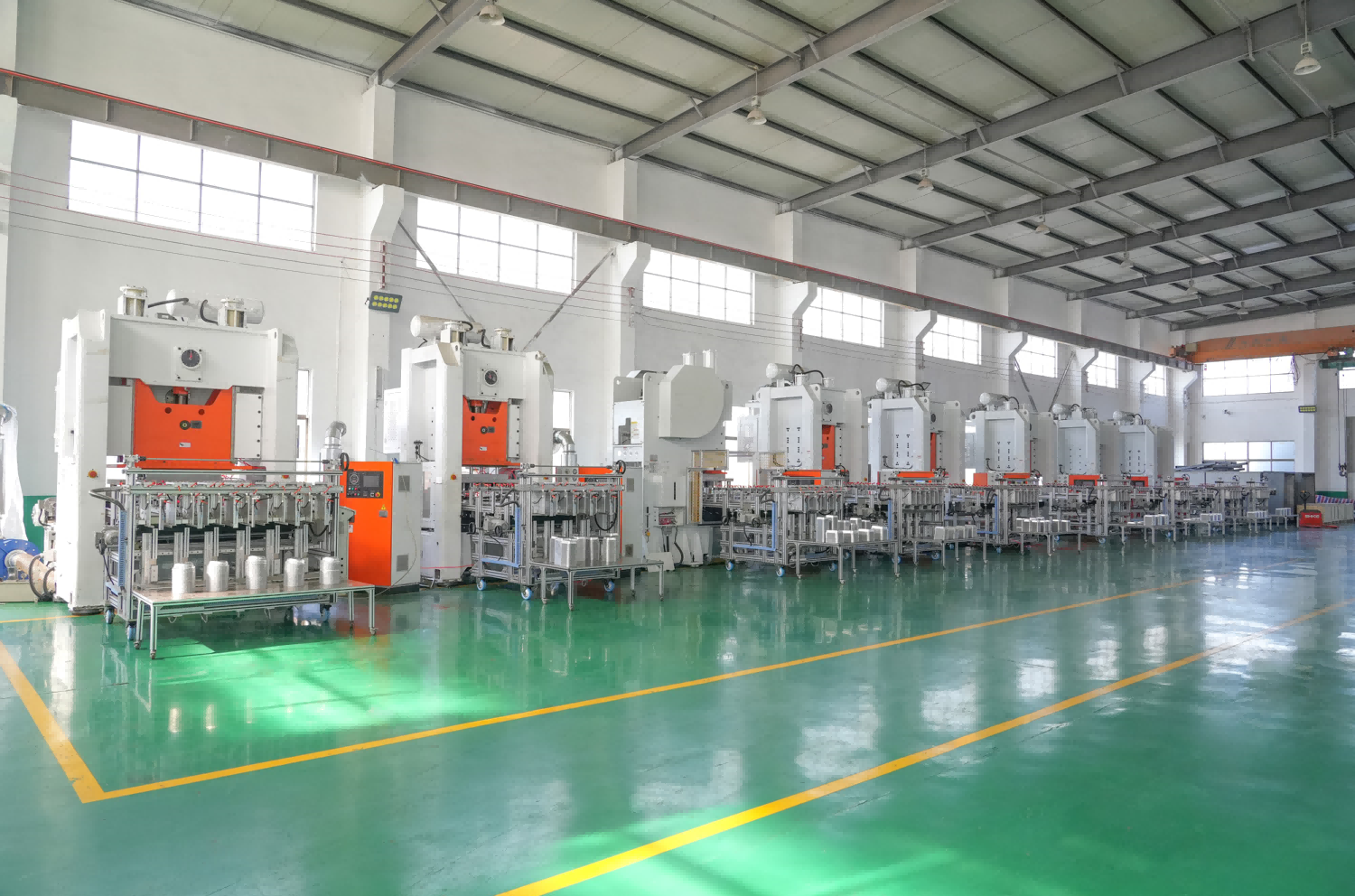 Últimos blogs da empresa sobre Análise Aprofundada Orientada por Dados da Linha de Produção Central de Recipientes de Folha de Alumínio