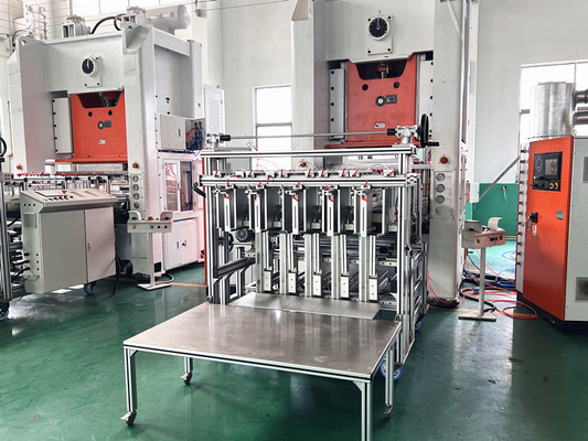 comprar recipiente de alumínio de 12000pcs/H 26KW que faz a máquina a máquina do recipiente da folha de prata online manufacture