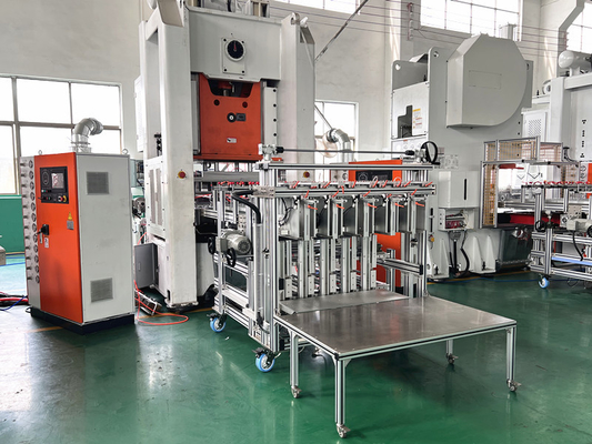 comprar 35 - 68 Traços/Min Fabricante automático de recipientes de folha com relevo personalizável online manufacture