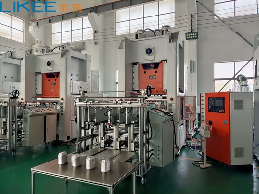 comprar Linha de produção de recipientes de folha de alumínio totalmente automática de 12000 pcs/hora de capacidade com longa vida útil online manufacture