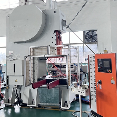 comprar Máxima passagem de folha de alumínio 950 mm Faixa de 3 cavidades Máquina de fabricação de bandeja de folha de alumínio online manufacture