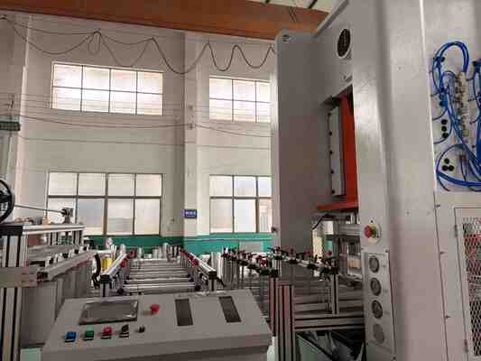 comprar LK-T80 Máquina de recipientes de folha de alumínio para remover Multiplos compartimentos descartáveis online manufacture