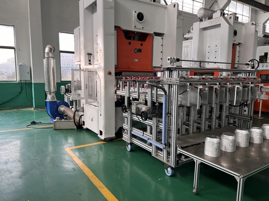 Recipiente de alimento totalmente automático de trabalho de Alufoil da estabilidade do estábulo do de alta capacidade de 4 cavidades que faz a máquina com melhor preço