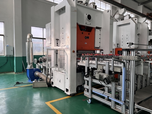 Copo automático da folha de alumínio do poder 26KW que faz a máquina controlado elétrico