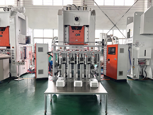 agregado familiar da máquina da cartonagem do almoço da folha de alumínio de 3Phase 50HZ 380V de 13 toneladas