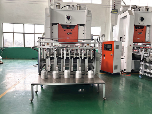 Máquina automática de fabricação de recipientes de alimentos de folha de alumínio de 130 toneladas com aparência branca e prateada