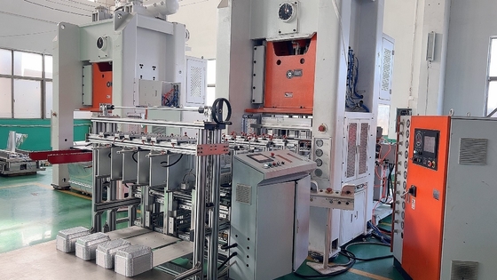 Mitsubishi marca PLC controlado 18000pcs/h Alumínio prata folha de recipiente máquina de fabricação