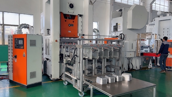 12000PCS/Hora Máquina de fabricação de recipientes de alimentos de folha de alumínio pneumática