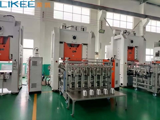 Máquina de fabricação de bandejas de alumínio de folha de alumínio totalmente automática de 35 a 70 traços/minuto com aparência de quadro H