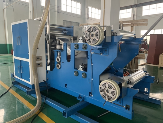 Embalagem de alimentos em forma de V intercalado 27kw de eficiência Máquina de dobragem automática de folha de alumínio