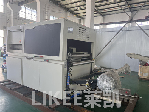 Área de corte máxima 940*610mm Máquina de corte de papel a borracha 0,20mm Precisão