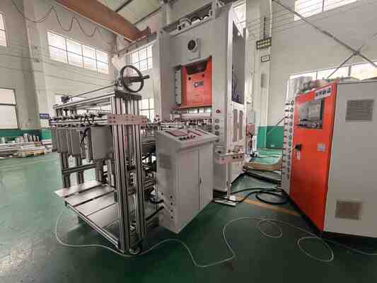 Máquina de Recipientes de Folha de Alumínio LK-T80 com Estrutura Tipo H para 12000 peças/hora Estabilidade de Aço de Alta Precisão